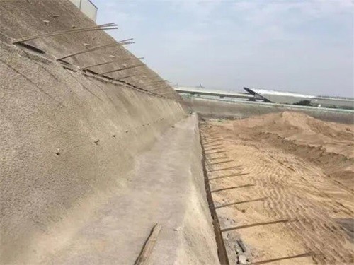 鲁甸河道边坡加固